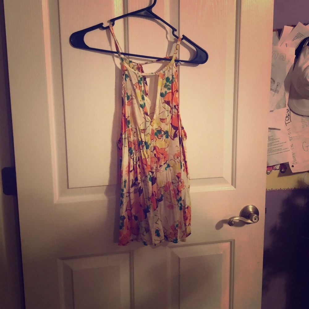 Halter top.